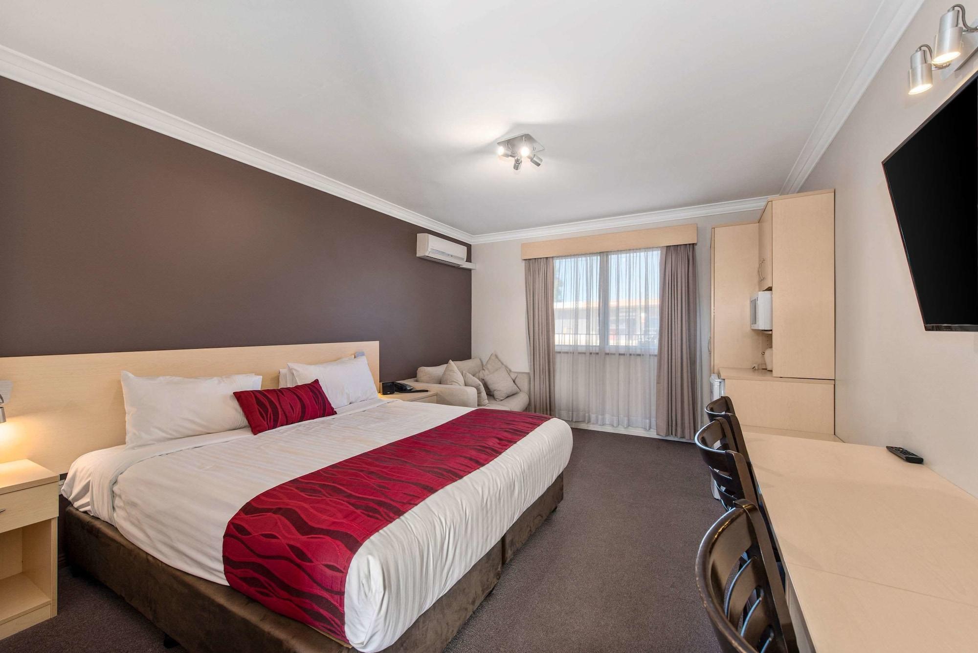 Comfort Inn Мори Екстериор снимка