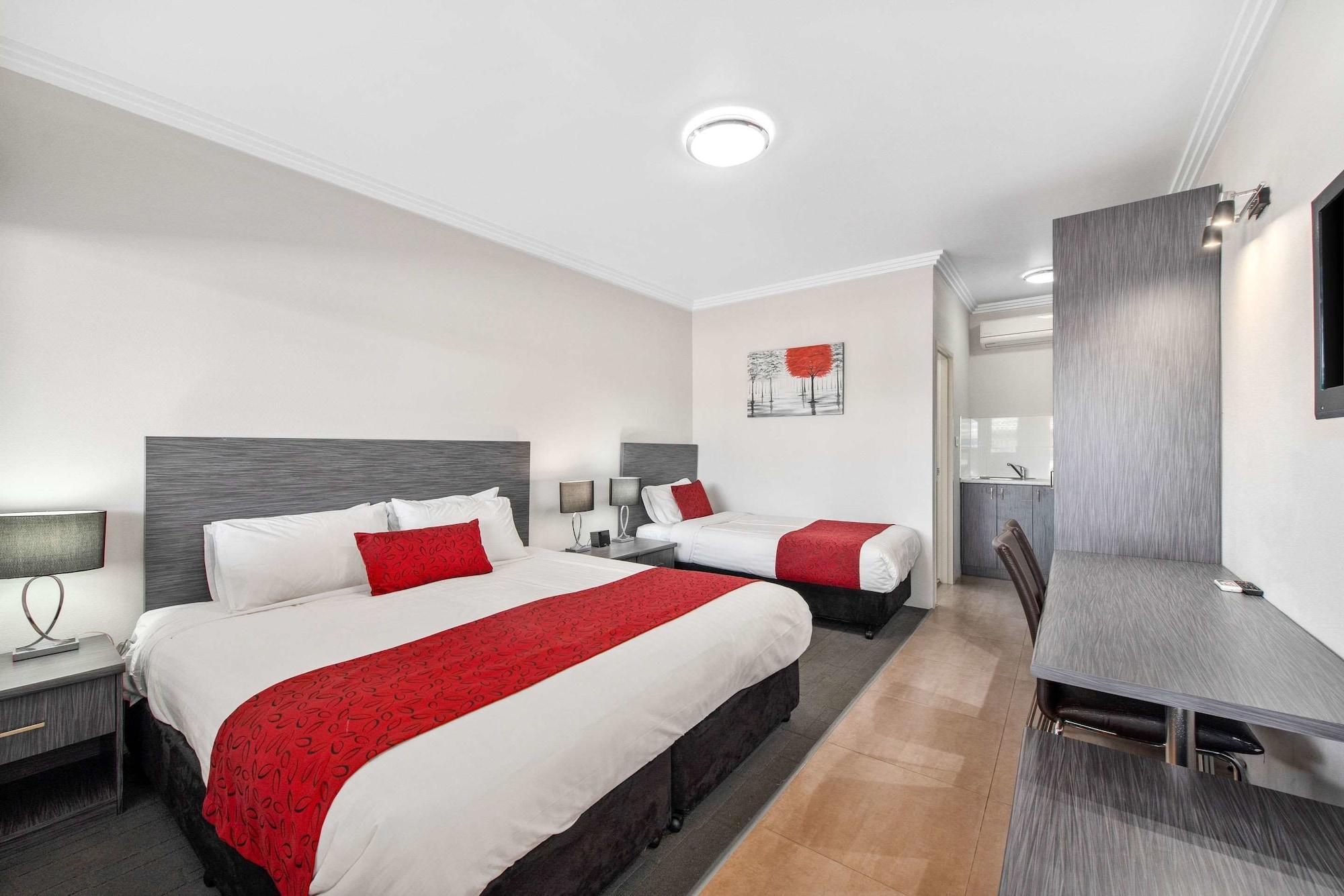 Comfort Inn Мори Екстериор снимка