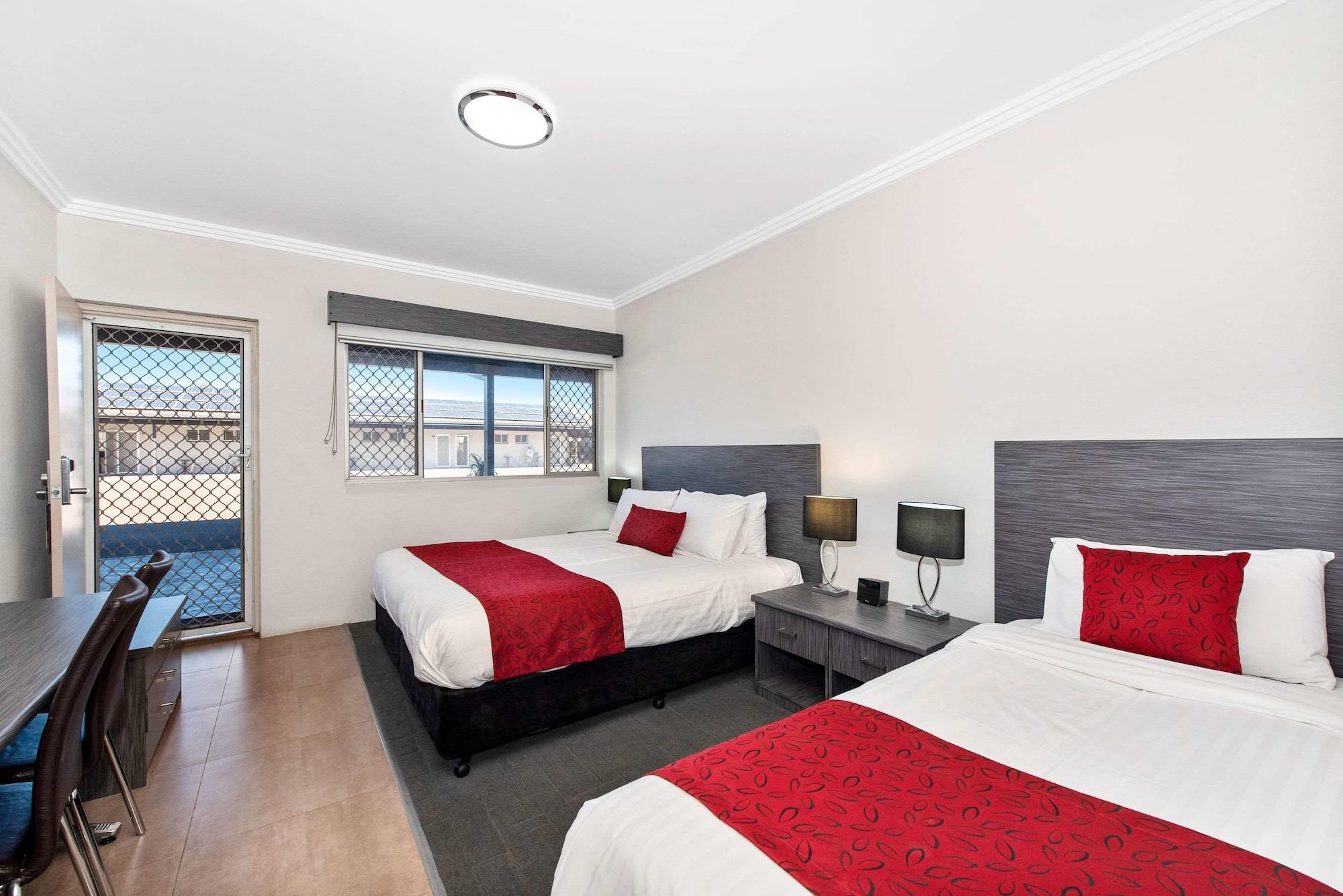 Comfort Inn Мори Екстериор снимка