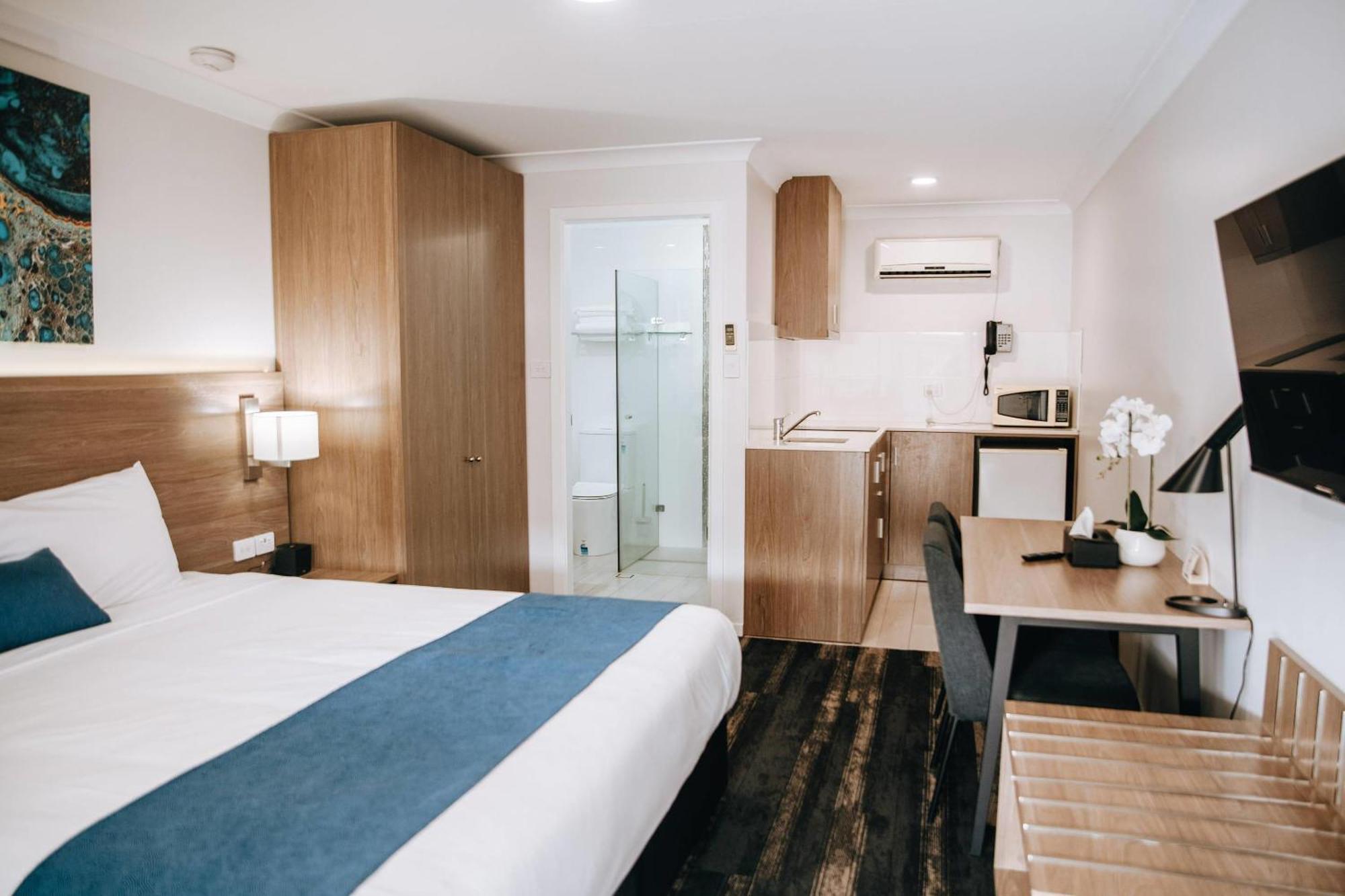 Comfort Inn Мори Екстериор снимка