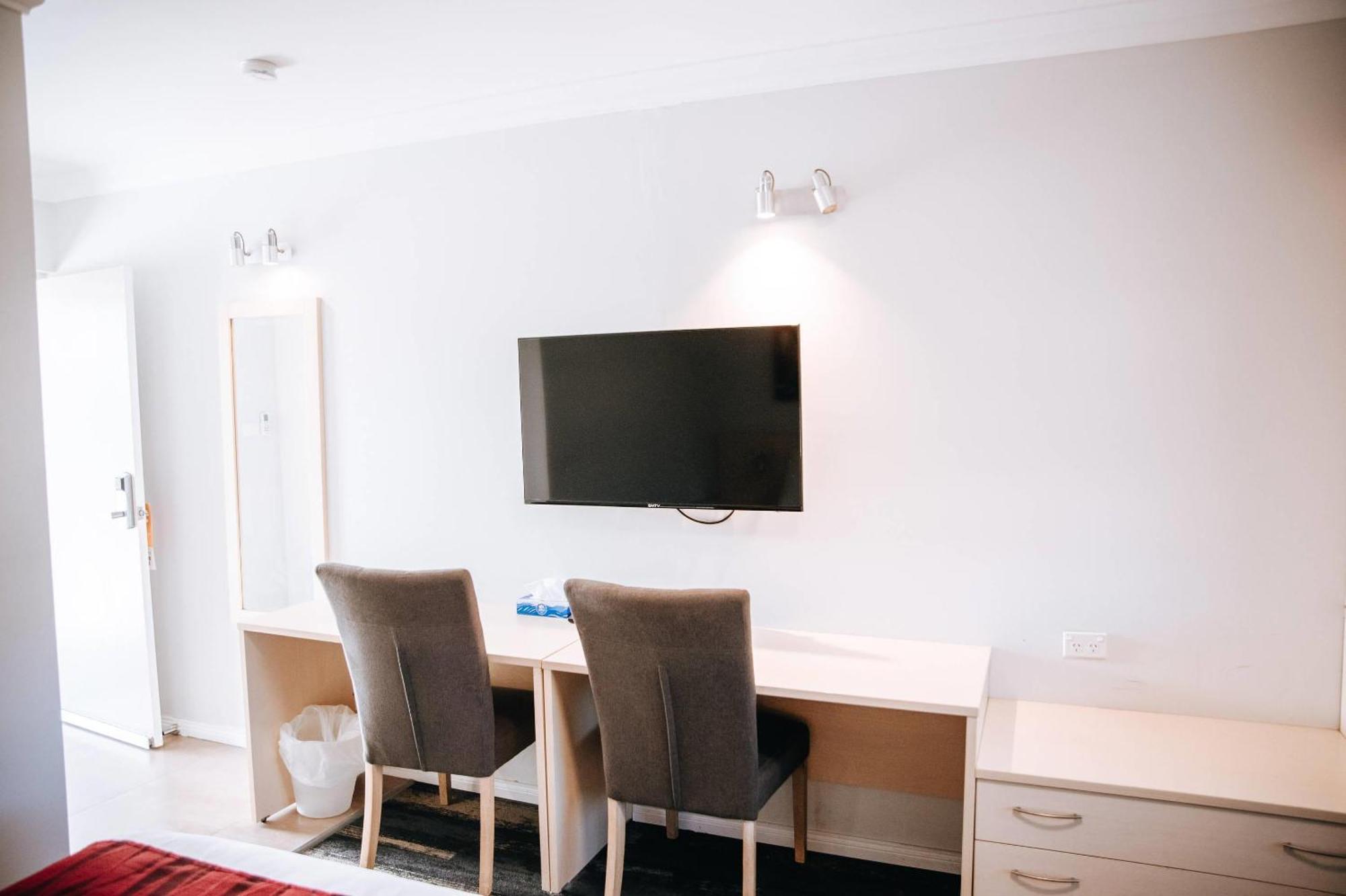 Comfort Inn Мори Екстериор снимка