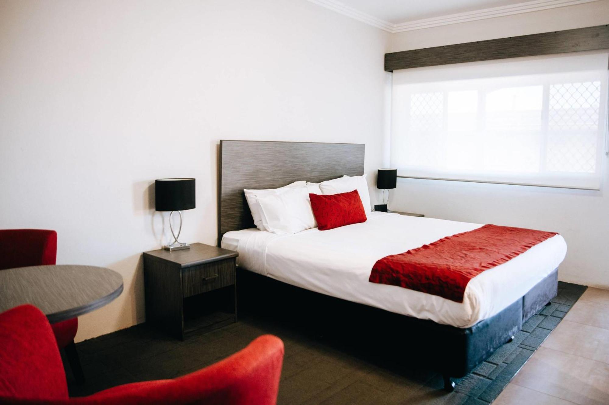Comfort Inn Мори Екстериор снимка