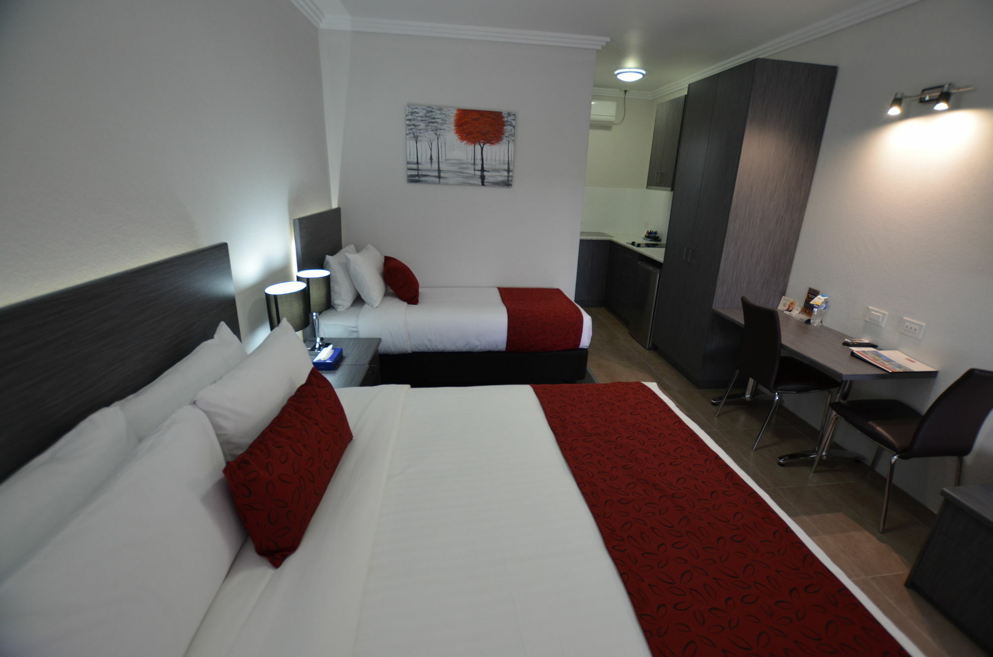 Comfort Inn Мори Екстериор снимка