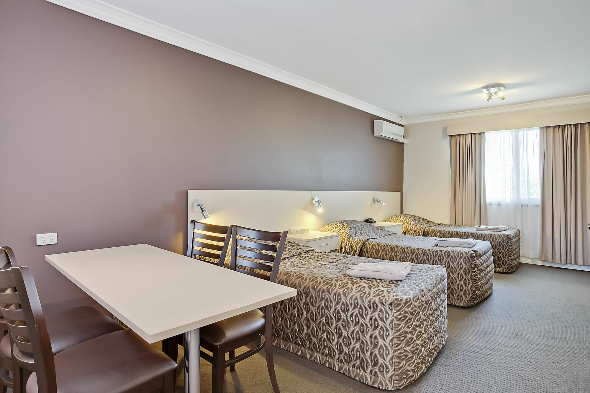 Comfort Inn Мори Екстериор снимка
