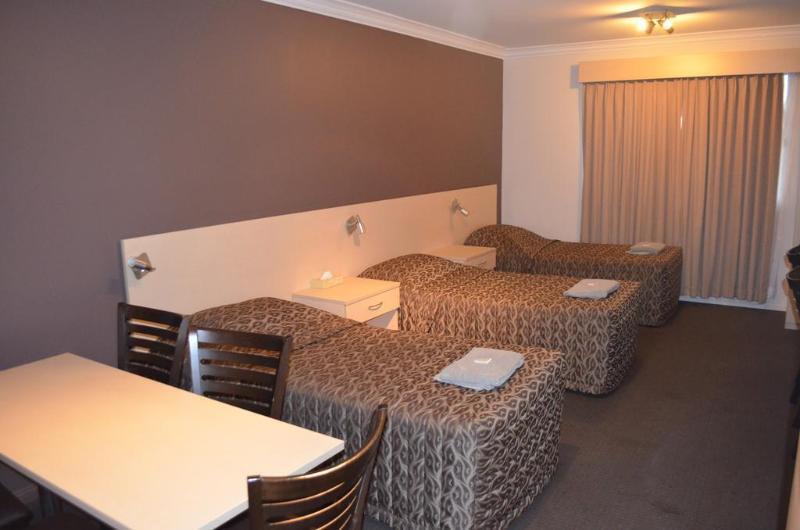 Comfort Inn Мори Екстериор снимка
